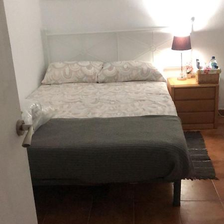 Alquiler Habitacion- Descanso Sabadell - Bano Compartido エクステリア 写真
